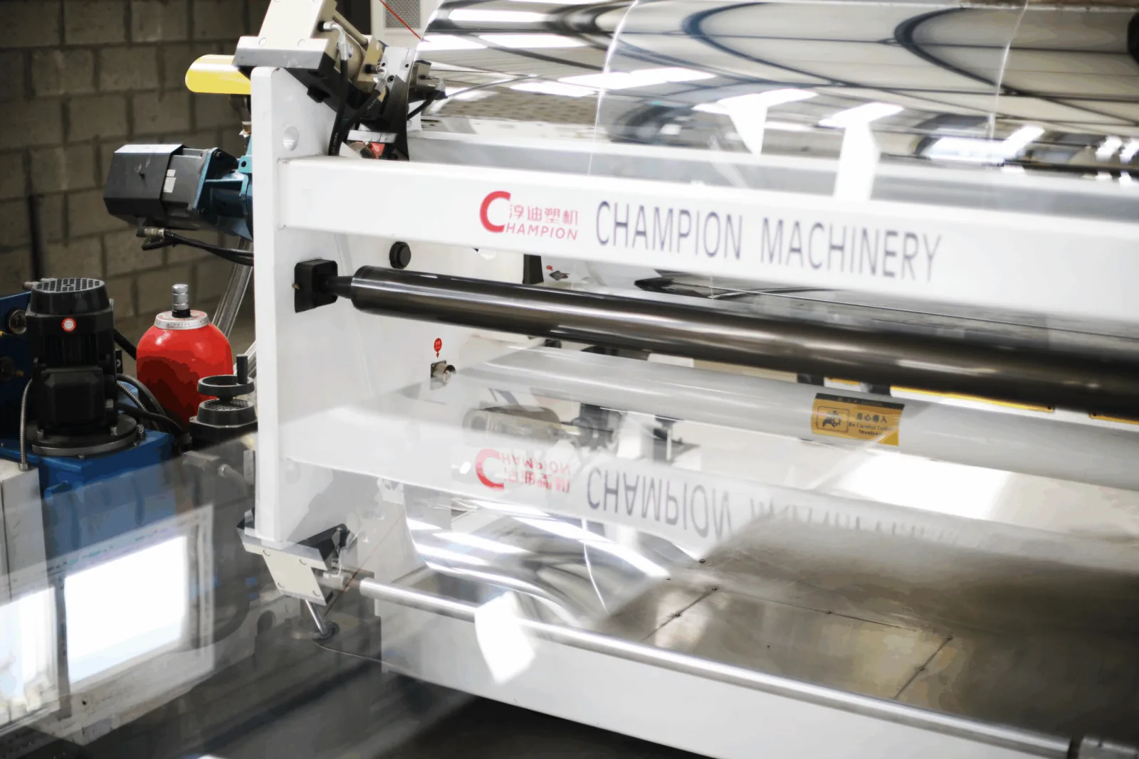 PET sheet extrusion line running clear film